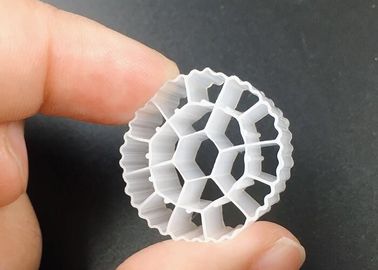comprar Medios de tratamento de água Hdpe K3 Biocell MBBR 25*12mm 600m2 / M3 Grande área de superfície online manufacture