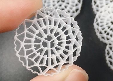 25*5MM Resistente a UV BIO Filtro Media Forma de flor Biocelha plástica