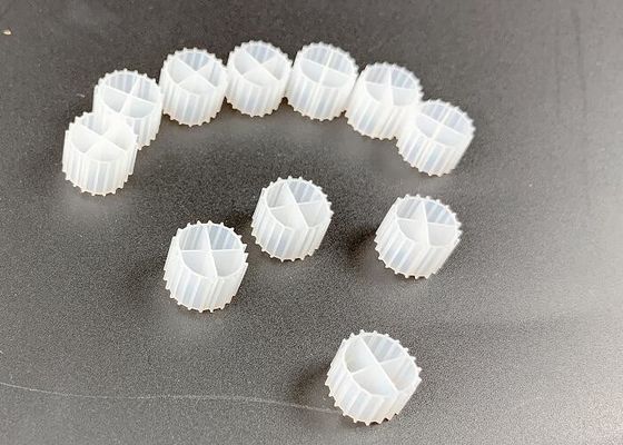 MBBR Medios de filtragem biológico IFAS em HDPE branco 1000m2/m3
