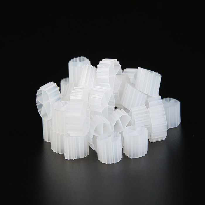 Medios de filtragem de alta eficiência virgem HDPE MBBR K1 Medios de aquário