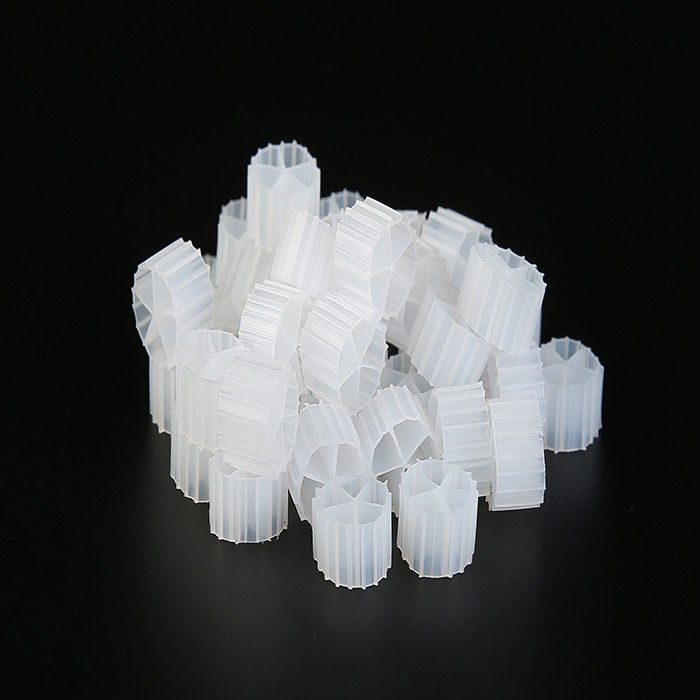 Cinco buracos de material HDPE MBBR K1 Filtros para aquários Tratamento de esgoto