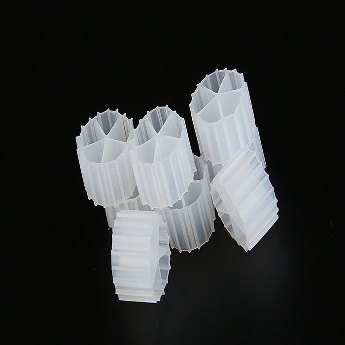Medios de filtragem flutuante de cor branca com material virgem de HDPE para tratamento de esgoto