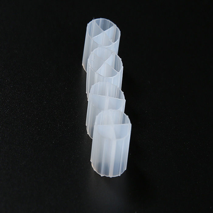 Medios de filtragem de material plástico de cor branca de alta eficiência para tratamento de águas residuais