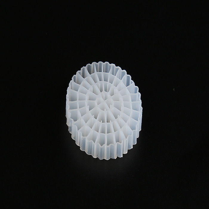 Cor Branca MBBR Bio Media Material virgem HDPE K5 Para Tratamento de Águas Residuais