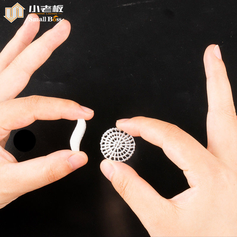 Mbbr Aquarium Filter PE plástico Material 1600M2/M3 para piscicultura