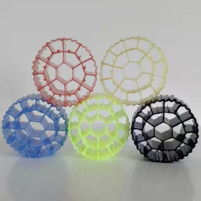 Medios MBBR de cor branca com material virgem HDPE e tamanho 25*12mm para tratamento de águas residuais