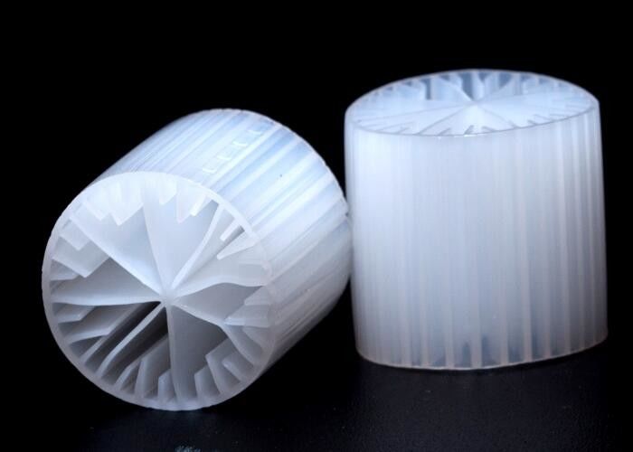 Material virgem HDPE MBBR biopipe Filtro para tanque anaeróbico 15*15mm Tamanho
