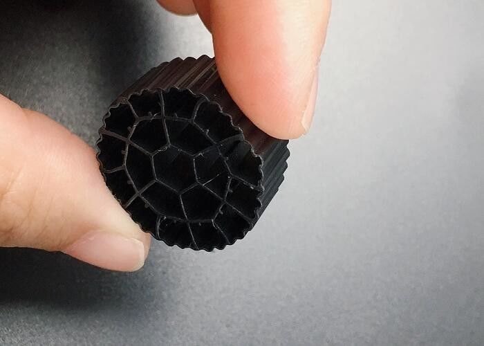Filtros Biológicos de lagoas MBBR Tratamento de Água Filtração Biológica Hdpe 25*12mm