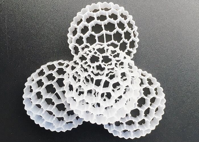 38 buracos Grande área de superfície 25*10mm K1 Filtro Fda Safty Eco Material de cor branca