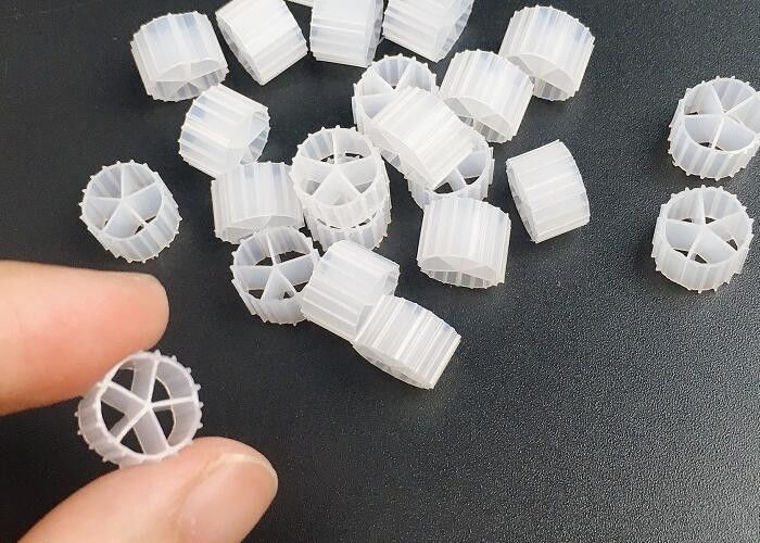 Medios de filtragem de HDPE de 5 furos brancos virgens