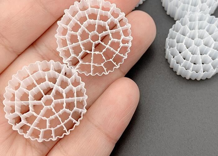 MBBR Bio Ball Sewage Treatment Filter Media de plástico 25*10MM