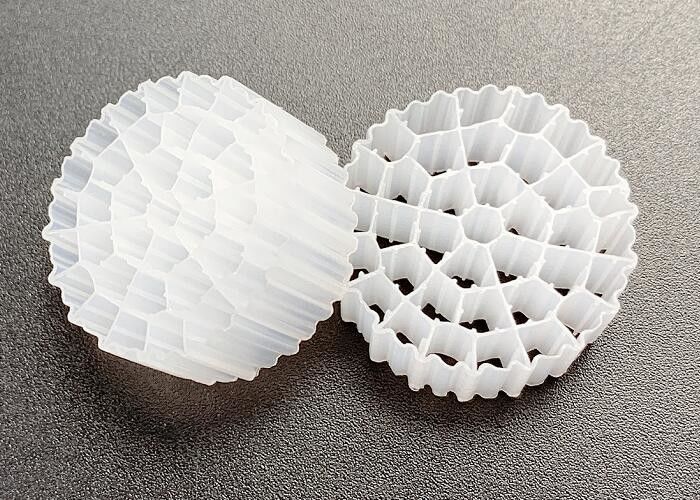 MBBR BIO MEDIA Medios flutuantes Medios de filtragem de células biológicas PE37