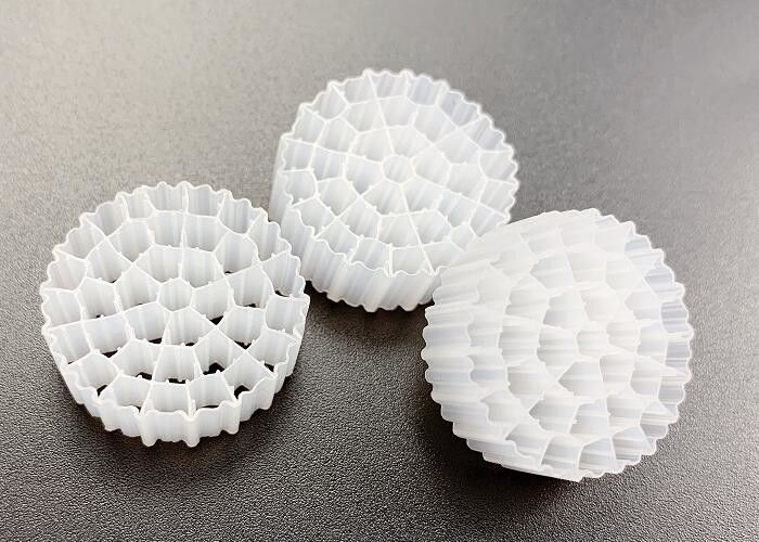 Mediante de filtragem de plástico MBBR de cor branca