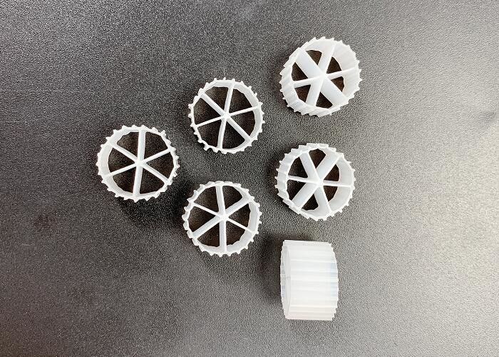 Cor Branca FDA Material HDPE seguro Cama Móvel Biofilm Reactor Vida útil 15 anos